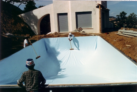 Revêtement étanche d'une piscine